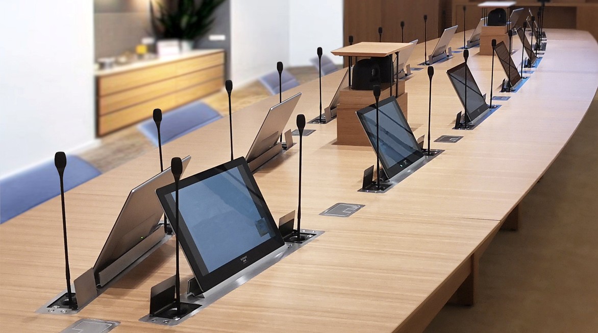 Integrated Communication & Collaboration